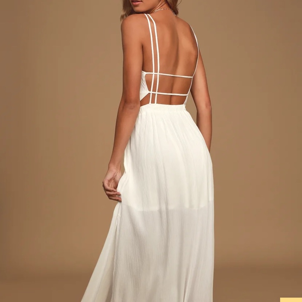 NWOT || Lulu’s Lost in Paradise maxi dress || size small
